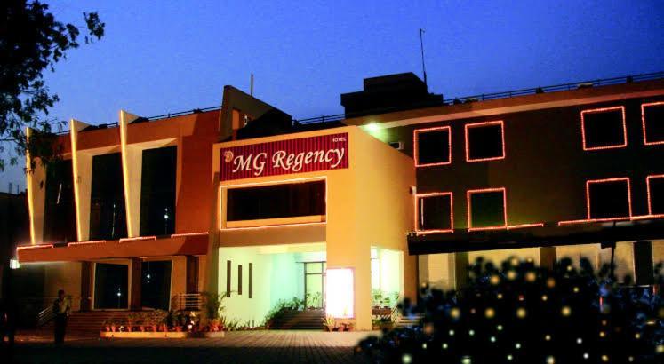 Mg Regency Hotel Baddi ภายนอก รูปภาพ