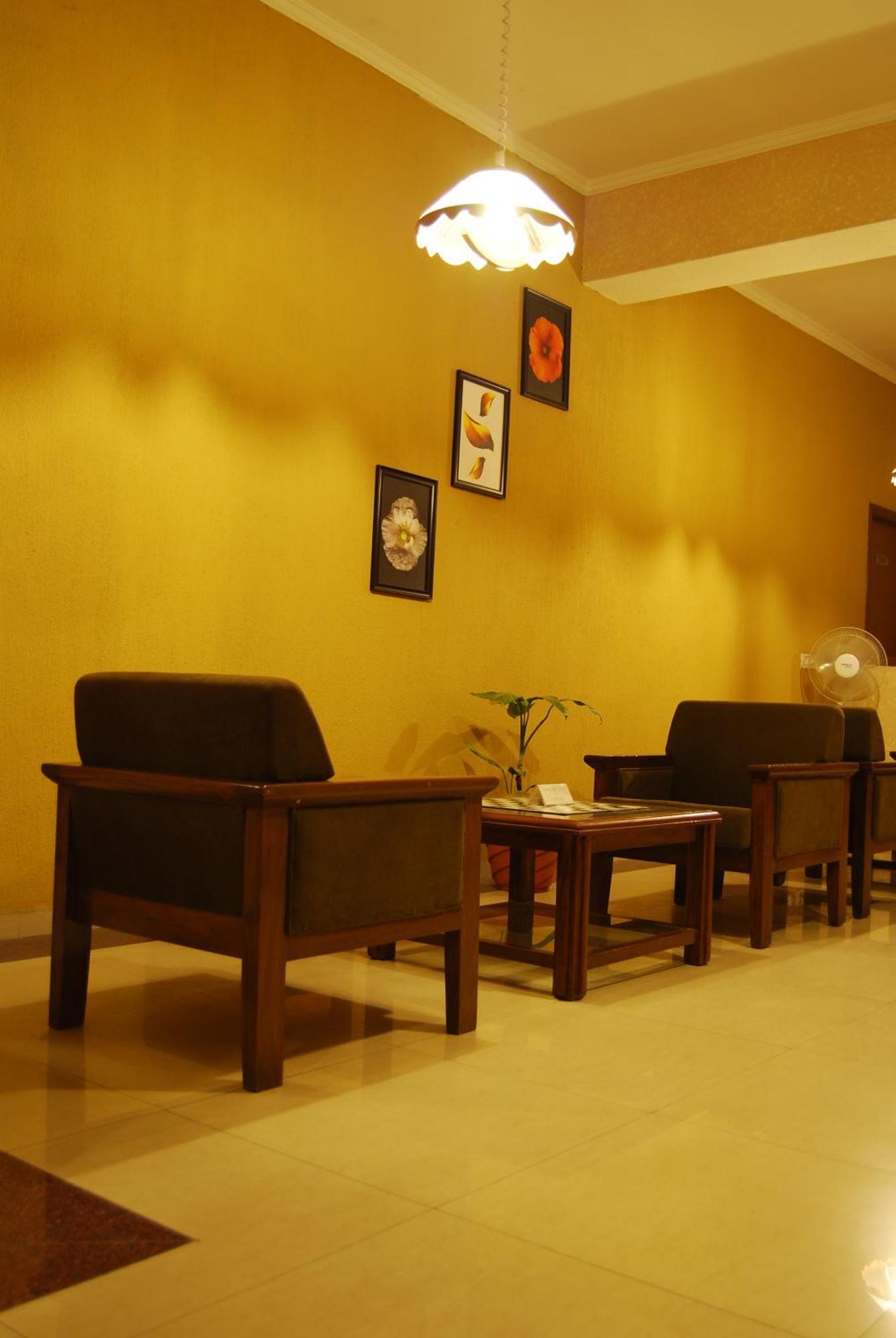 Mg Regency Hotel Baddi ภายนอก รูปภาพ